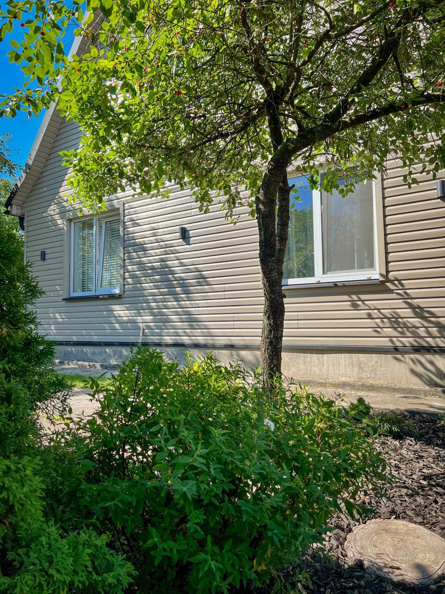Oakwood Park Apartment Kaunas Luaran gambar