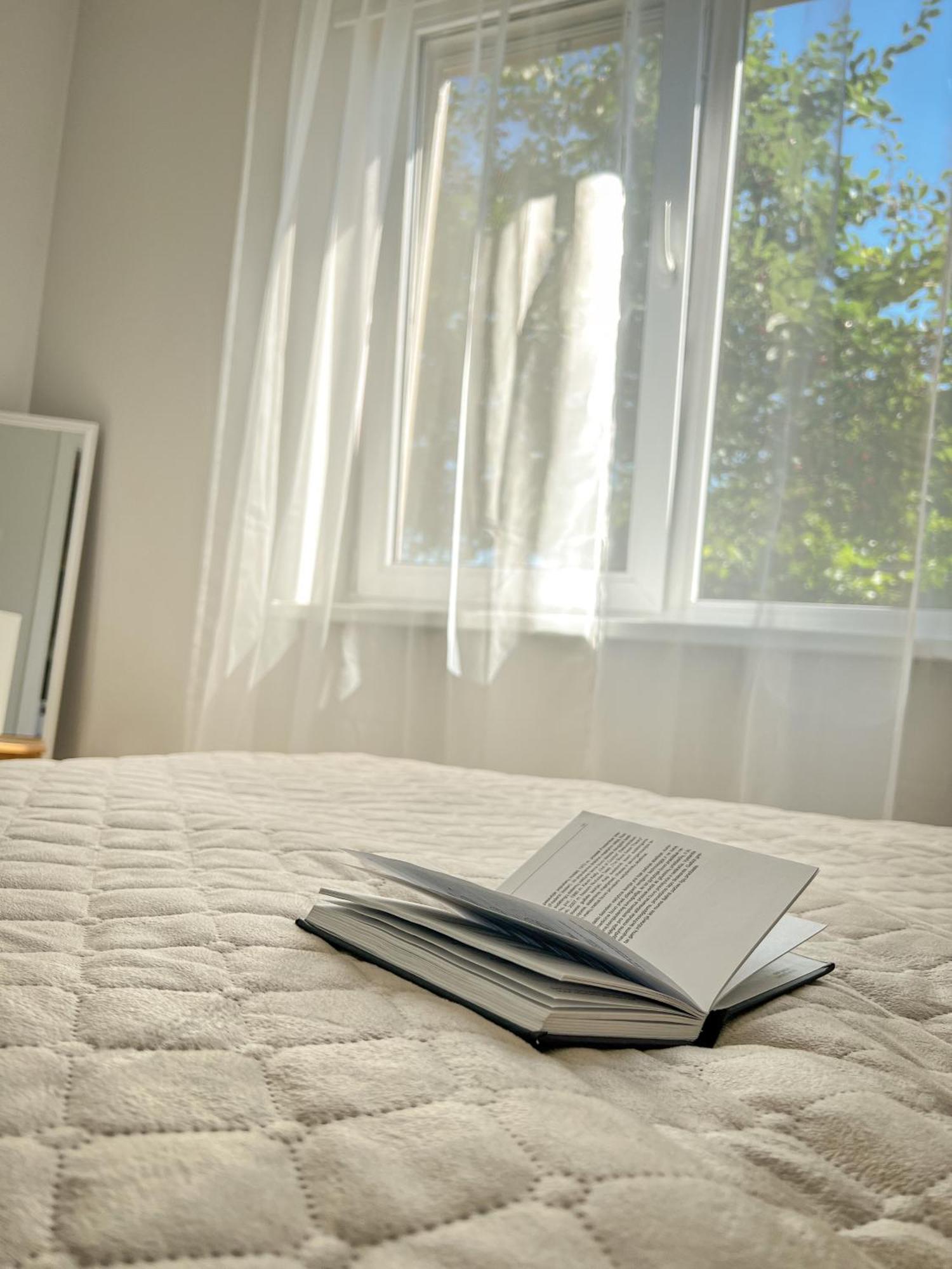 Oakwood Park Apartment Kaunas Luaran gambar